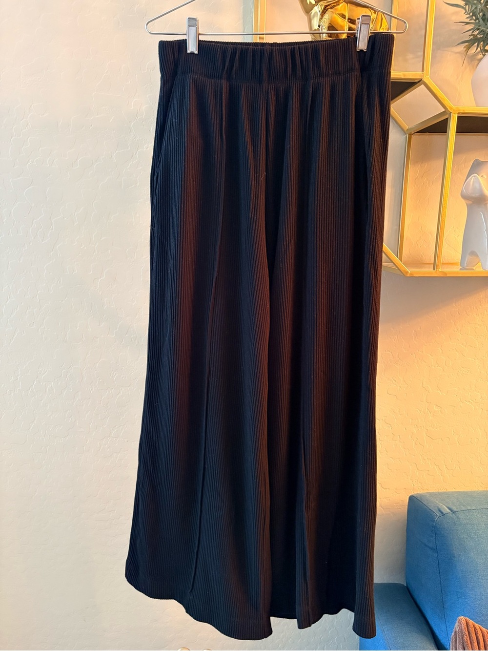 LC Lauren Conrad Black Ribbed Wide leg casual pants size large L